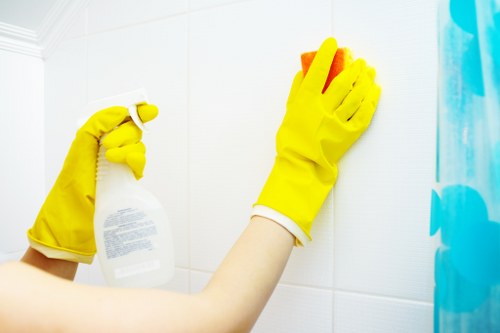 End of tenancy cleaning for a flat in Enfield